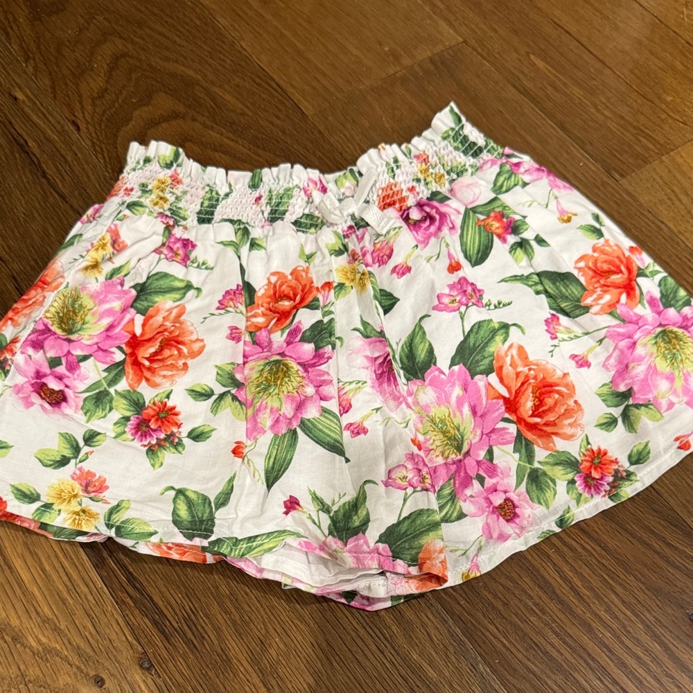 Janie and Jack white floral shorts